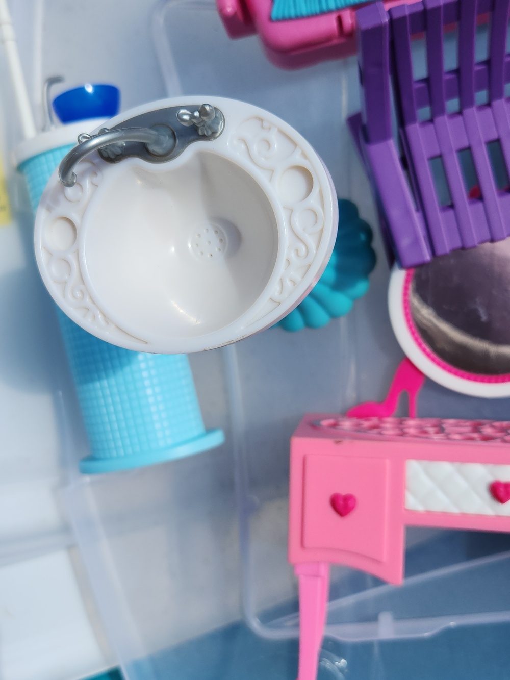 Barbie Pink and Purple Doll Furniture - Picture 3 of 9